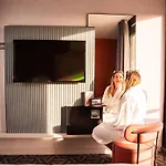 Hotel Tribe 4*