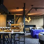 Hotel Tribe