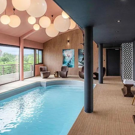 Hotel Tribe 4*