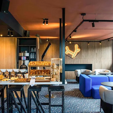 Szálloda Tribe 4*